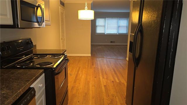 3668 Kingsboro Road NE 5, Atlanta, GA 30319