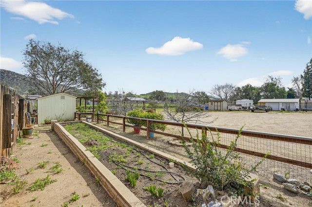 2327 Temescal Avenue, Norco, CA 92860