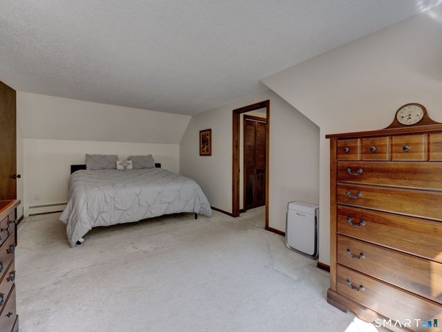 12 School House Hill, Burlington, CT 06013