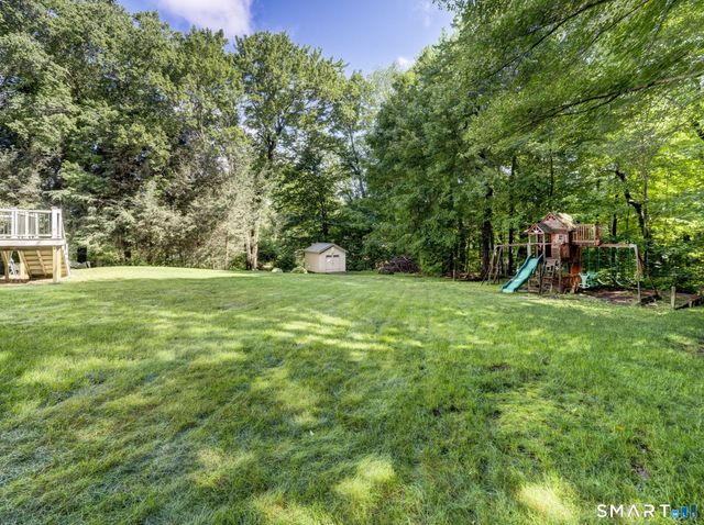 12 School House Hill, Burlington, CT 06013