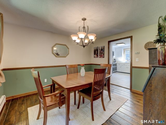 12 School House Hill, Burlington, CT 06013