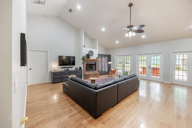 9902 SW 124TH TERRACE, Archer, FL 32618