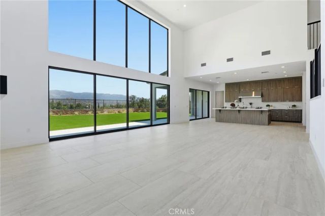 22801 Seaqua Circle, Chatsworth, CA 91311