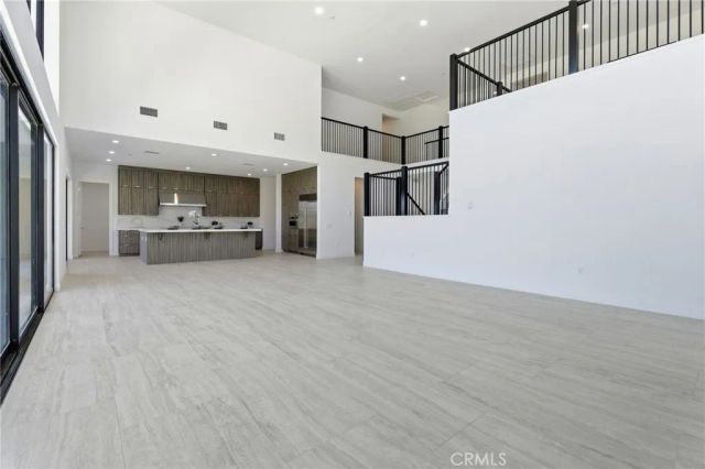 22801 Seaqua Circle, Chatsworth, CA 91311