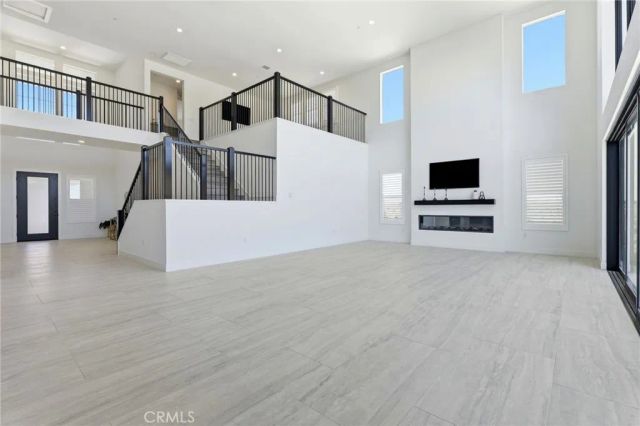 22801 Seaqua Circle, Chatsworth, CA 91311