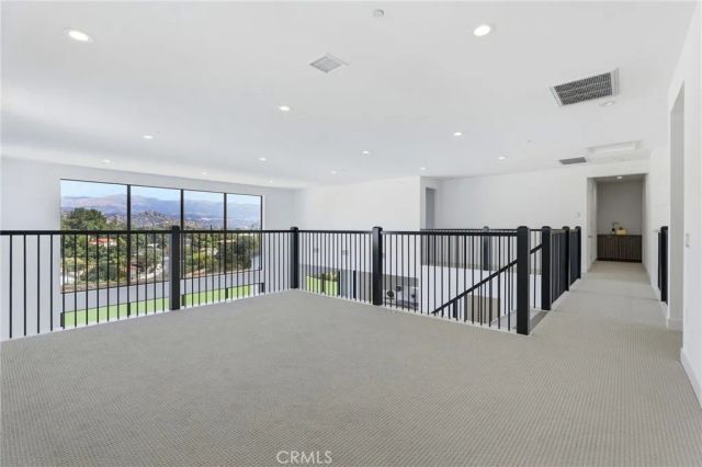 22801 Seaqua Circle, Chatsworth, CA 91311