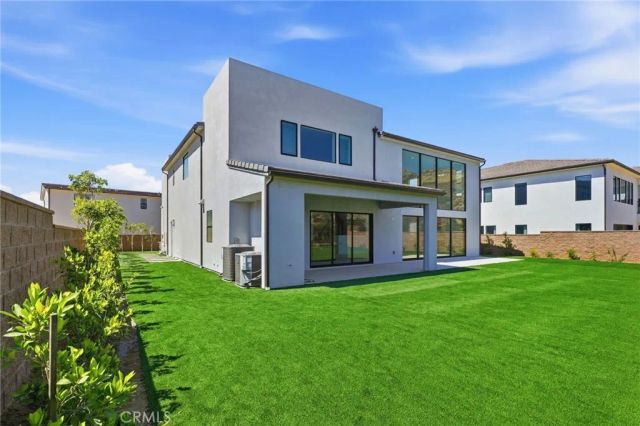22801 Seaqua Circle, Chatsworth, CA 91311