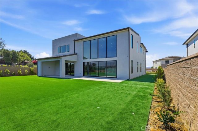 22801 Seaqua Circle, Chatsworth, CA 91311