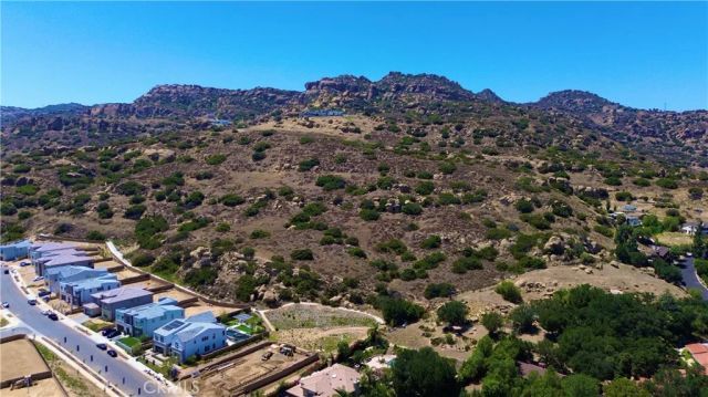 22801 Seaqua Circle, Chatsworth, CA 91311