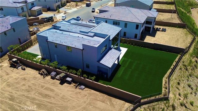22801 Seaqua Circle, Chatsworth, CA 91311