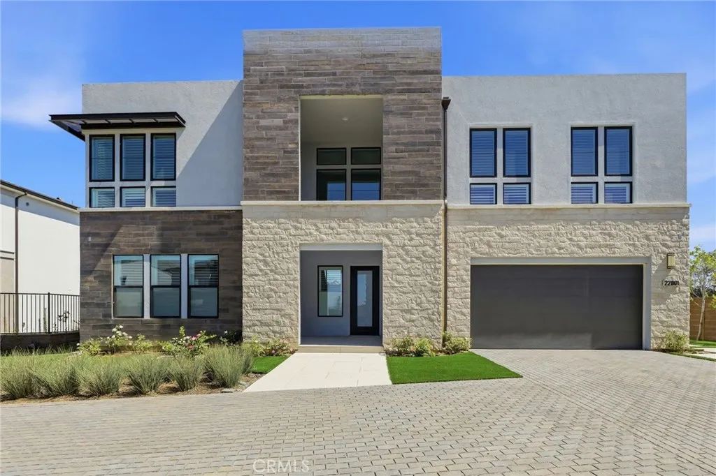 22801 Seaqua Circle, Chatsworth, CA 91311