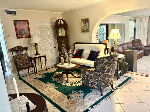 6940 NW 14th Court NW, Plantation, FL 33313