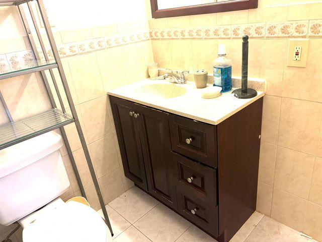 6940 NW 14th Court NW, Plantation, FL 33313