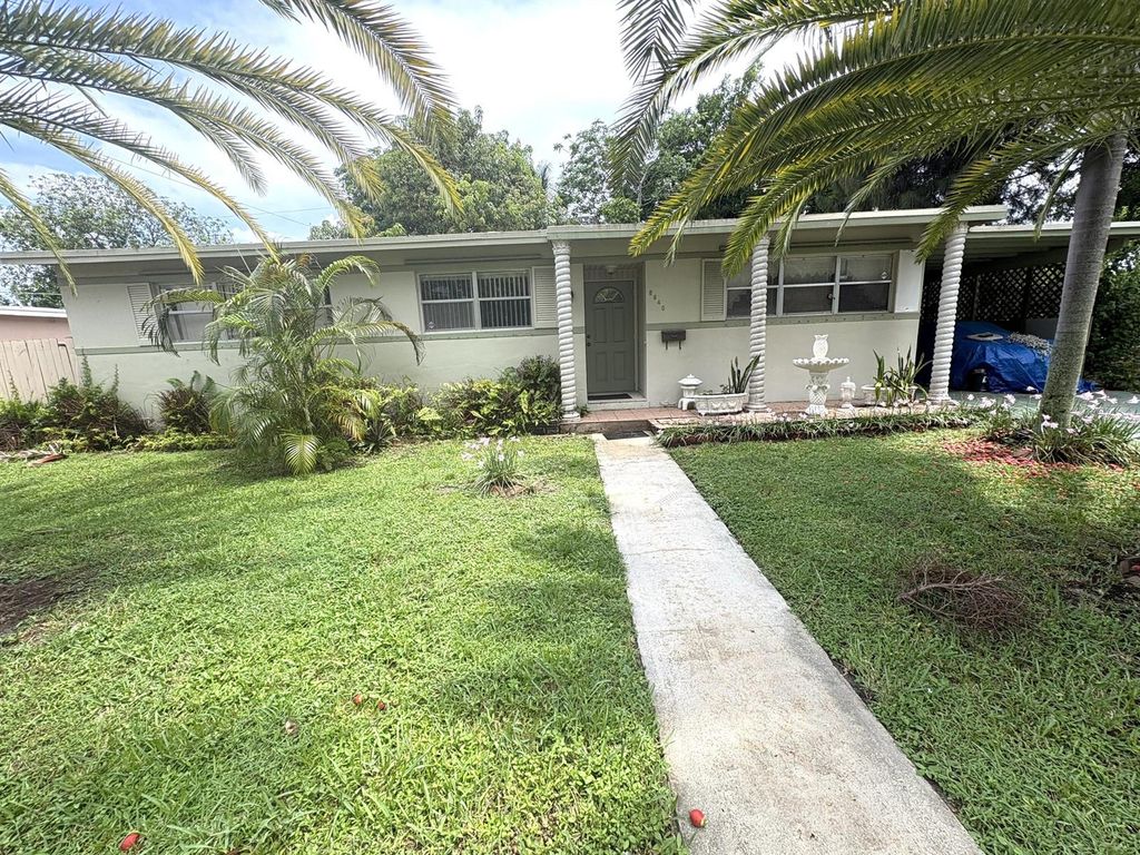6940 NW 14th Court NW, Plantation, FL 33313