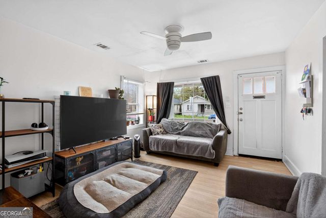 716 W 46Th Street, Savannah, GA 31405