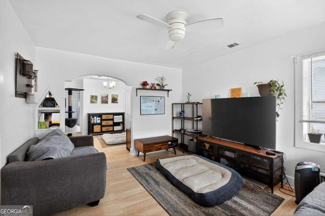 716 W 46Th Street, Savannah, GA 31405