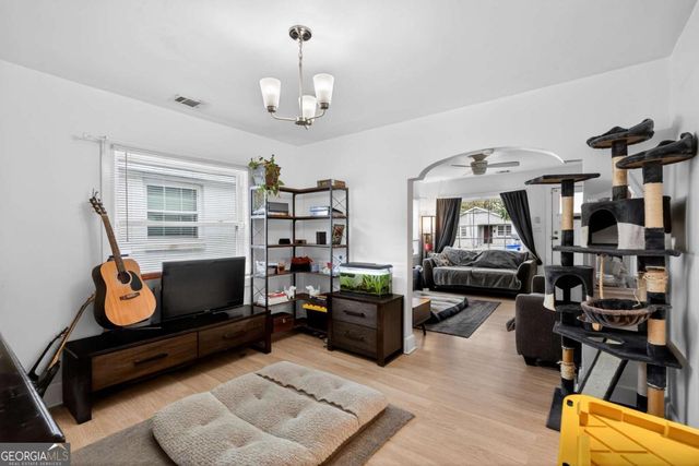 716 W 46Th Street, Savannah, GA 31405