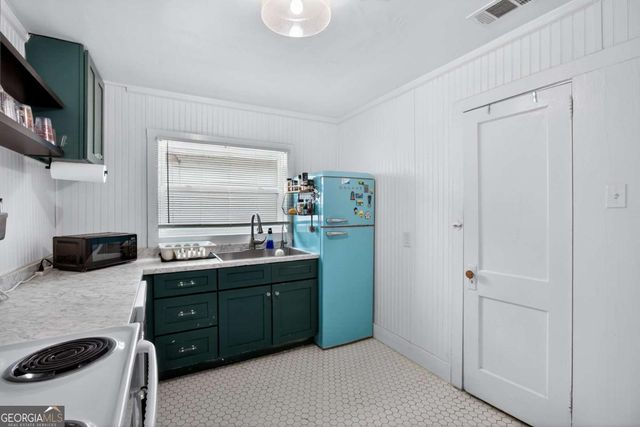 716 W 46Th Street, Savannah, GA 31405