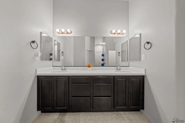 3982 S 34 Dr, Yuma, AZ 85365