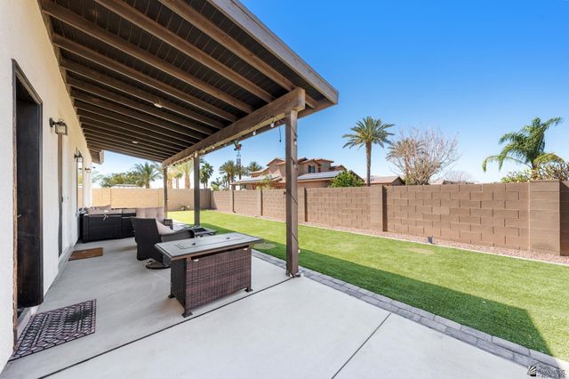 3982 S 34 Dr, Yuma, AZ 85365