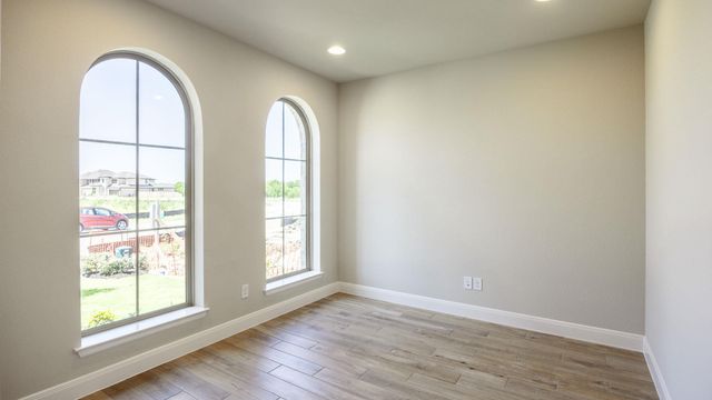 316 Royal Fern RD, Hutto, TX 78634