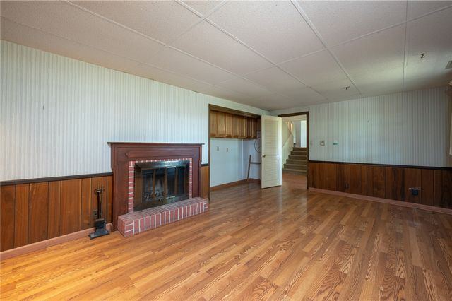 4400 Indian Creek Road, Marion, IA 52302