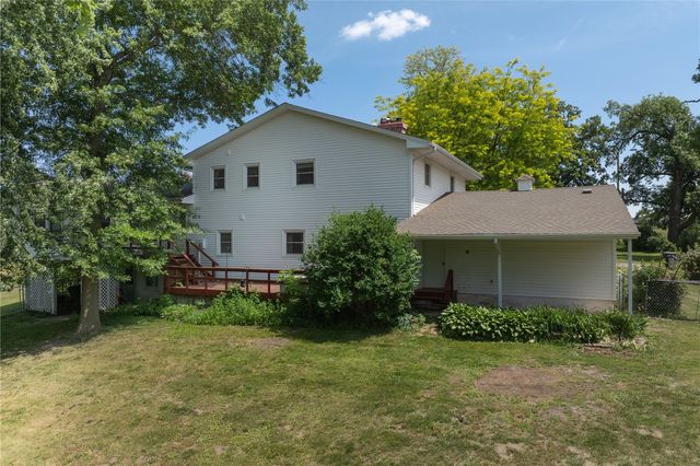 4400 Indian Creek Road, Marion, IA 52302