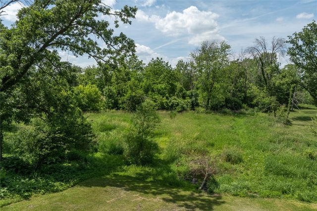 4400 Indian Creek Road, Marion, IA 52302