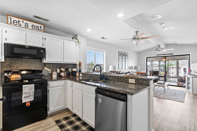 207 Landing Rd Apt G, North Myrtle Beach, SC 29582