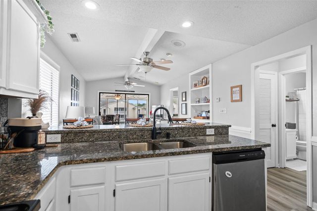 207 Landing Rd Apt G, North Myrtle Beach, SC 29582