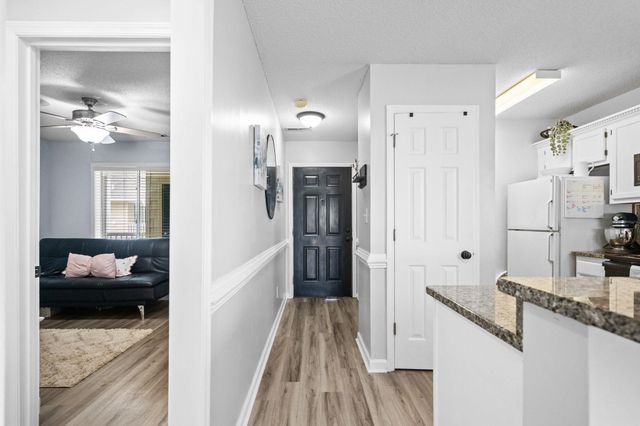 207 Landing Rd Apt G, North Myrtle Beach, SC 29582