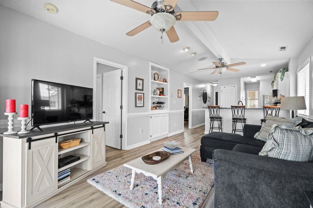 207 Landing Rd Apt G, North Myrtle Beach, SC 29582