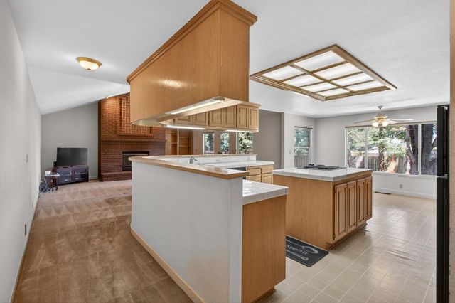 7013 Cedar Oaks Dr, Granite Bay, CA 95746