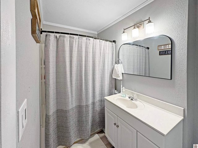 111 Airport Rd, Princeton, KY 42445