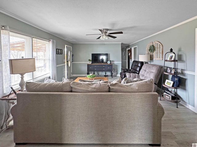 111 Airport Rd, Princeton, KY 42445