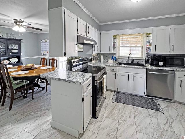 111 Airport Rd, Princeton, KY 42445