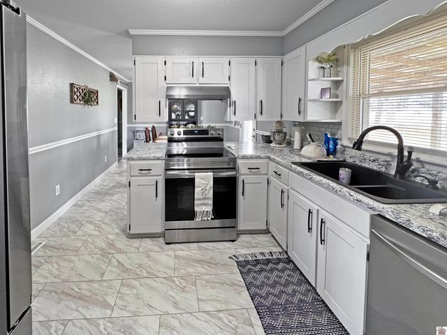 111 Airport Rd, Princeton, KY 42445