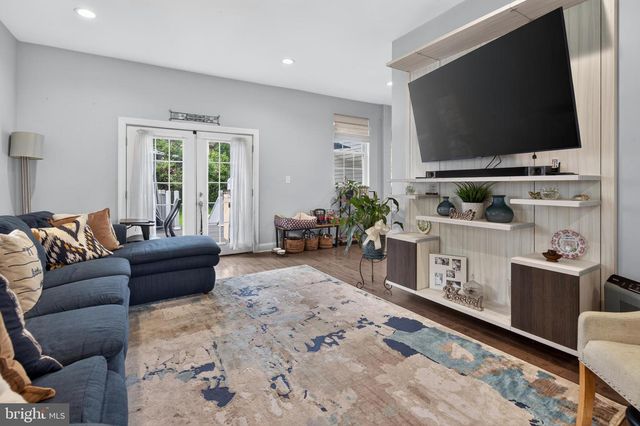 1204 MELROSE AVE, Elkins Park, PA 19027