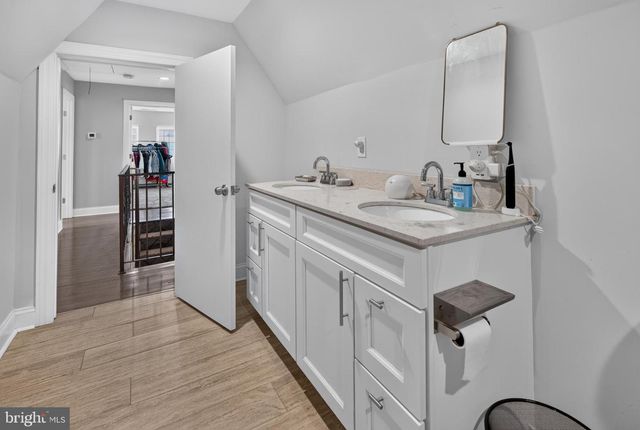 1204 MELROSE AVE, Elkins Park, PA 19027