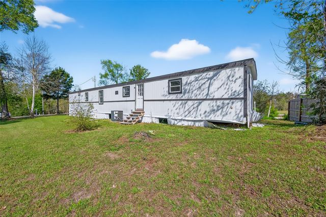 208 Yaupon Hbr, Onalaska, TX 77494