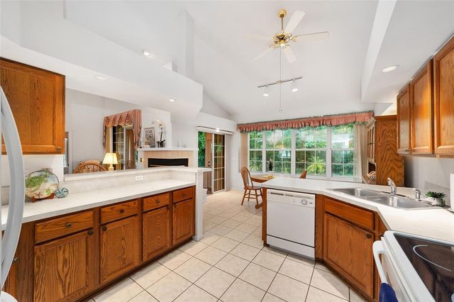 11461 SW 82ND COURT ROAD, Ocala, FL 34481