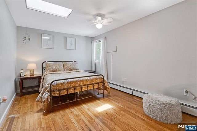 15 Oak Street, Hillsdale, NJ 07642