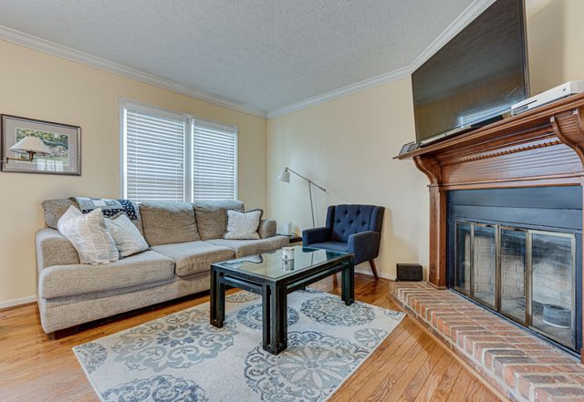 206 W Marthona Rd, Madison, TN 37115