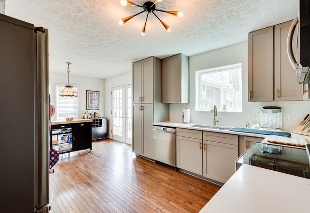 206 W Marthona Rd, Madison, TN 37115