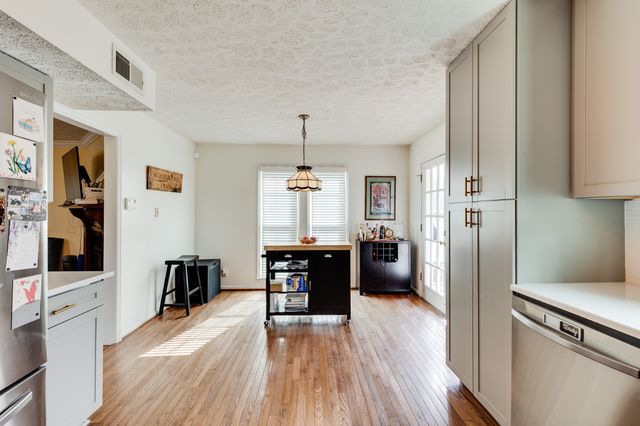 206 W Marthona Rd, Madison, TN 37115