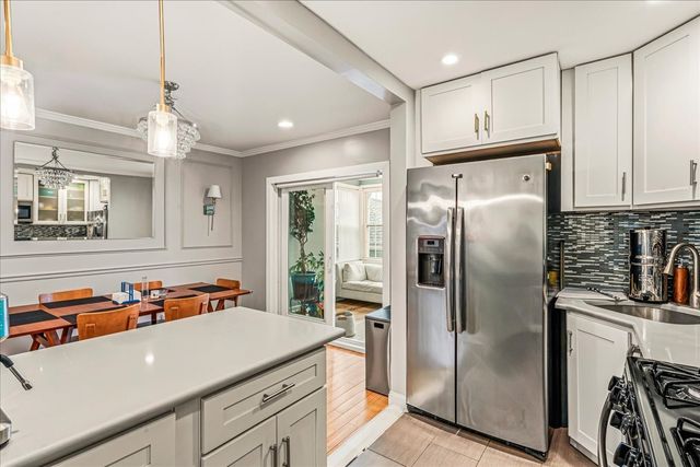 67-100 Dartmouth Street, New York City, NY 11375