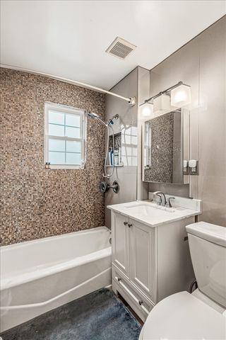 67-100 Dartmouth Street, New York City, NY 11375