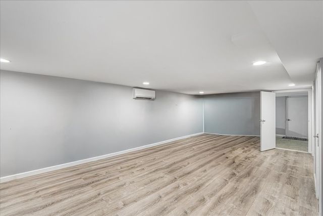 67-100 Dartmouth Street, New York City, NY 11375