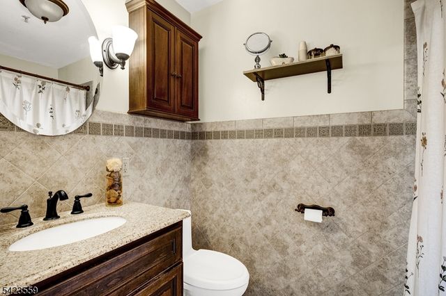 5 Center Ave 8, Morris Twp., NJ 07960