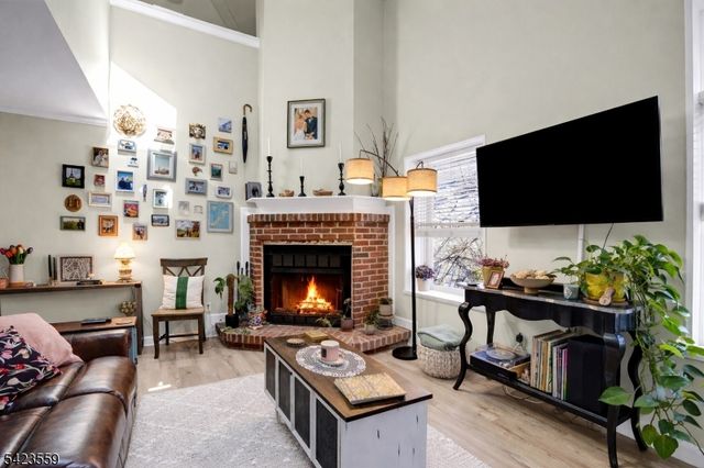 5 Center Ave 8, Morris Twp., NJ 07960